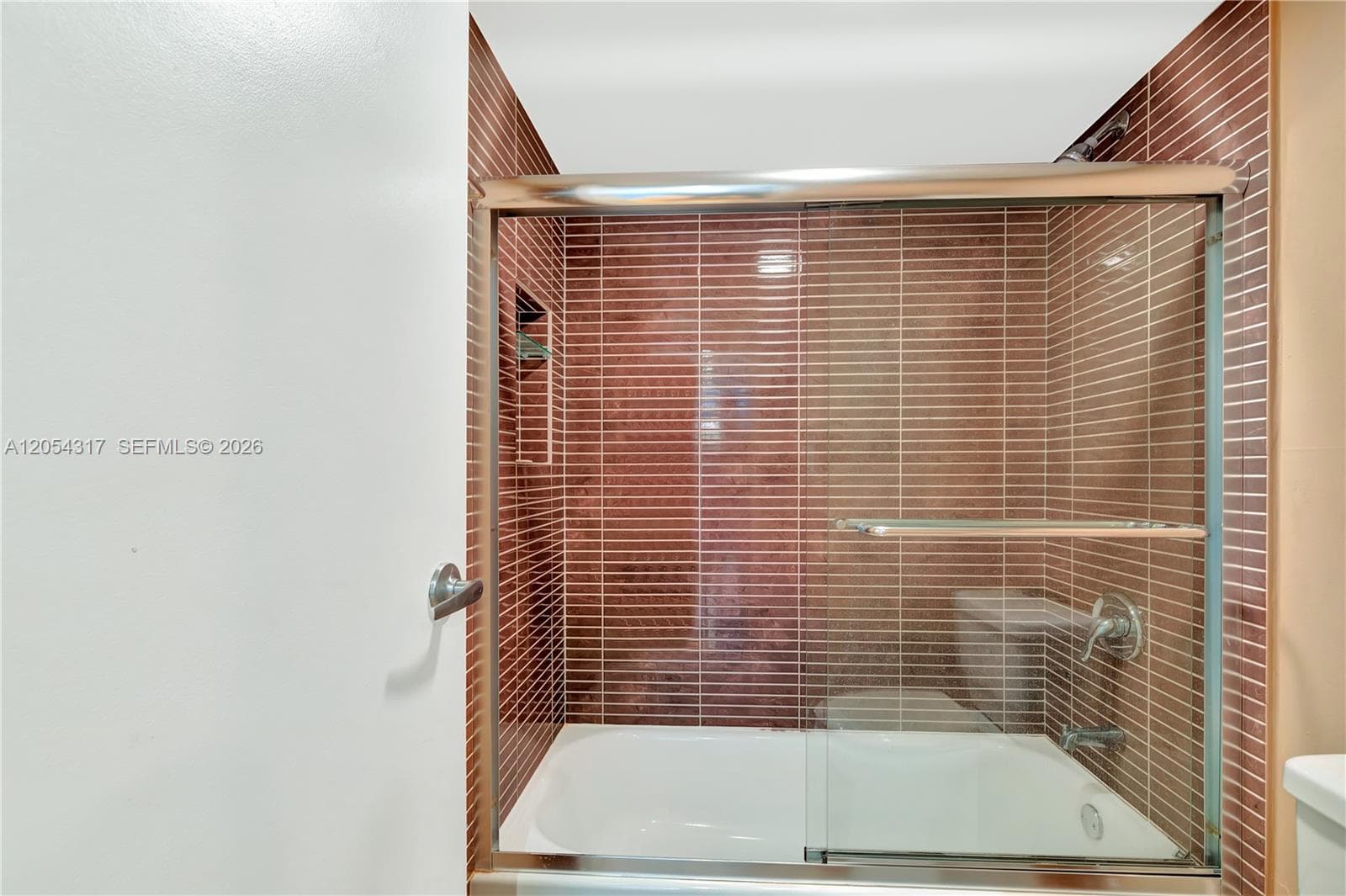 2625 Collins Ave 1609 photo 13