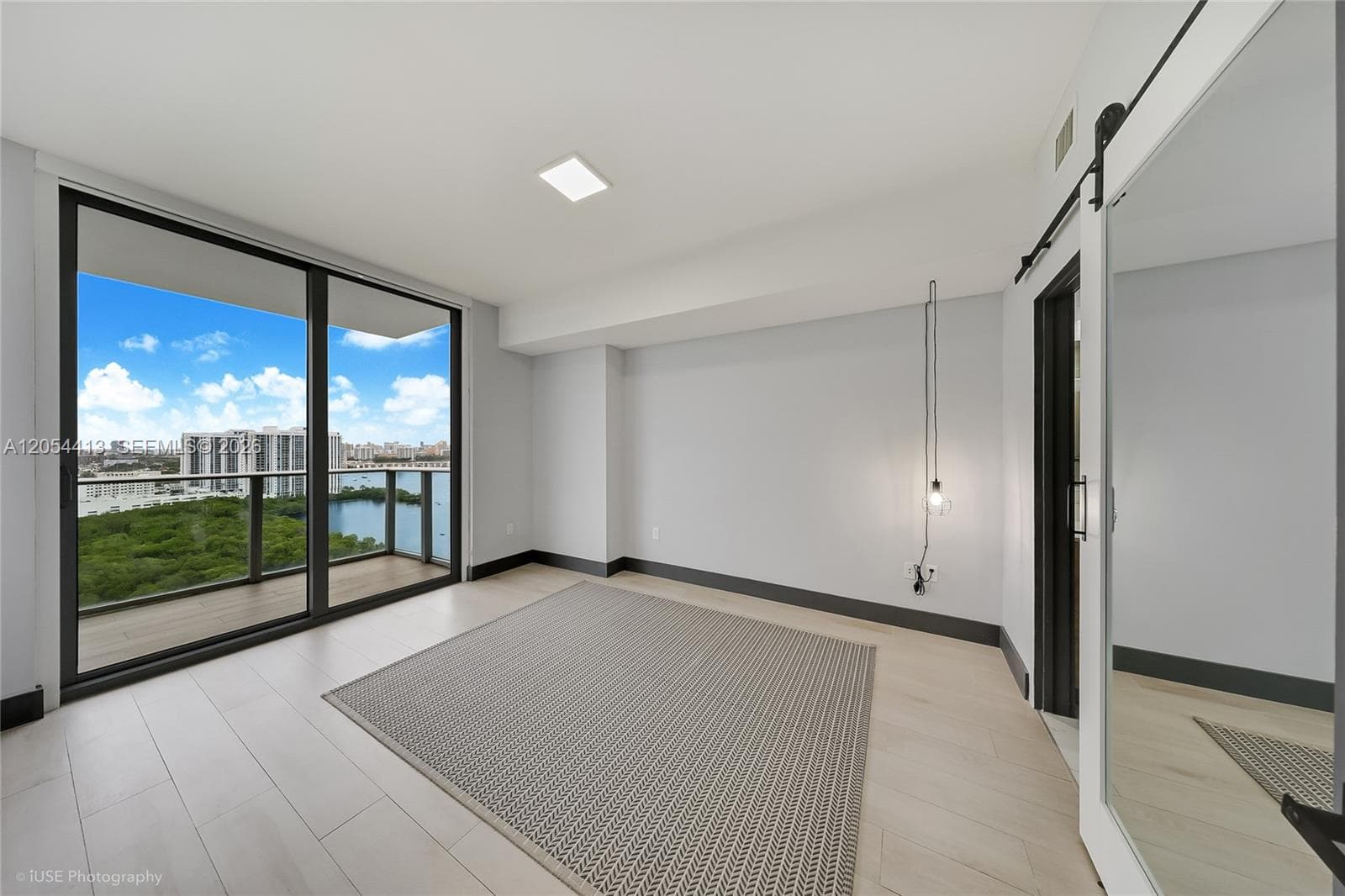 16385 Biscayne Blvd 2205 photo 10