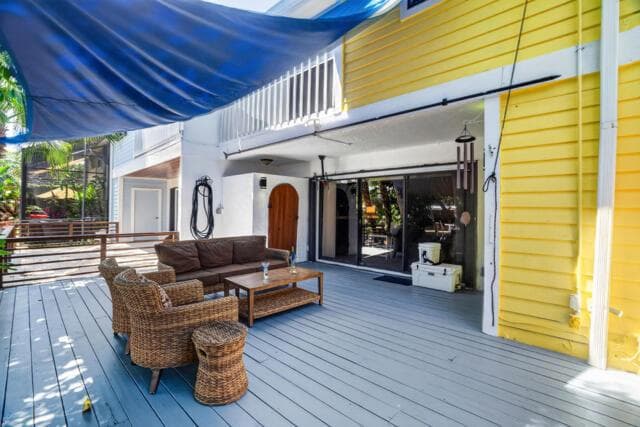 622 Mariners Way photo 2