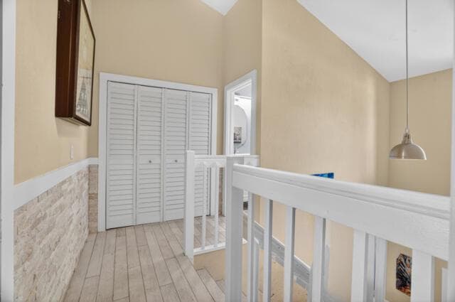 622 Mariners Way photo 10