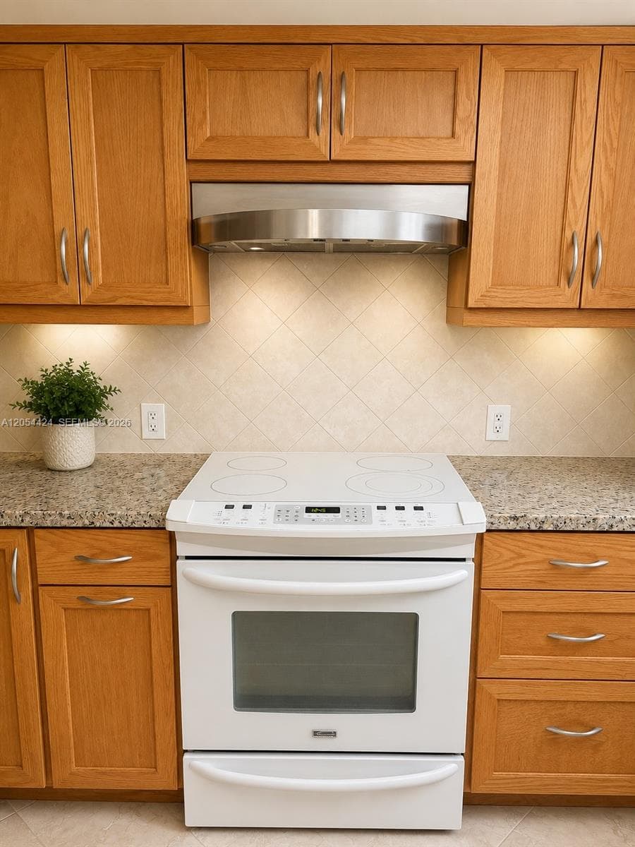 4101 N Ocean Blvd 205 photo 12