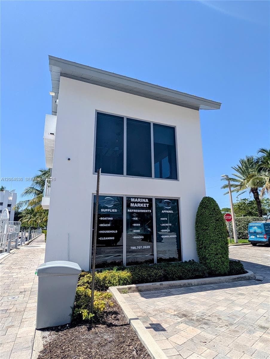 17301 Biscayne Blvd 1501 photo 23