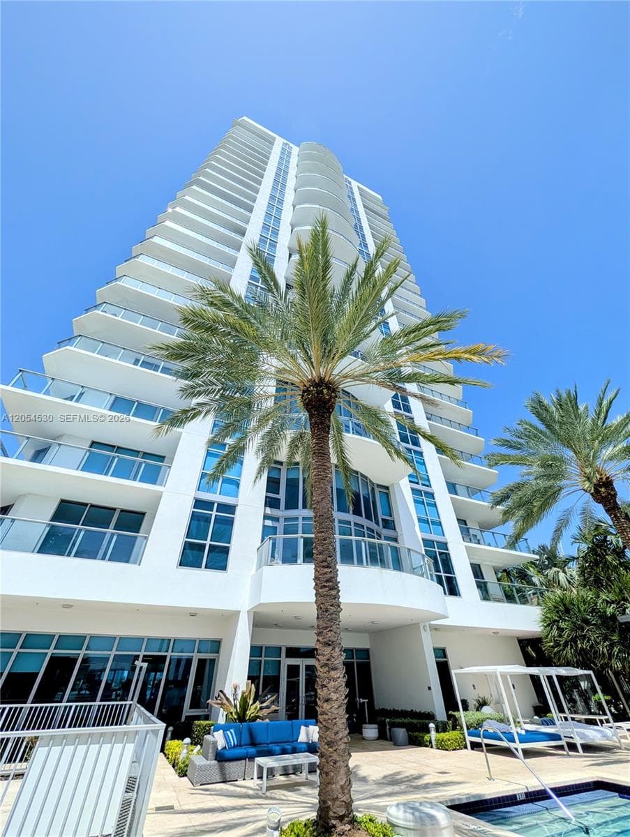 17301 Biscayne Blvd 1501 photo 17