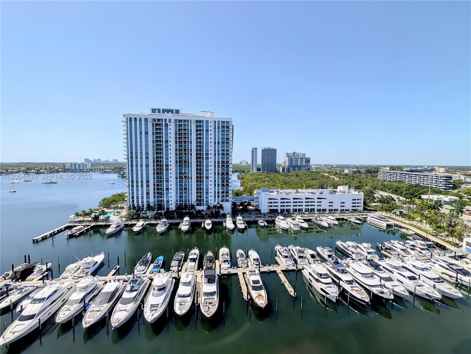 17301 Biscayne Blvd 1501 photo 1