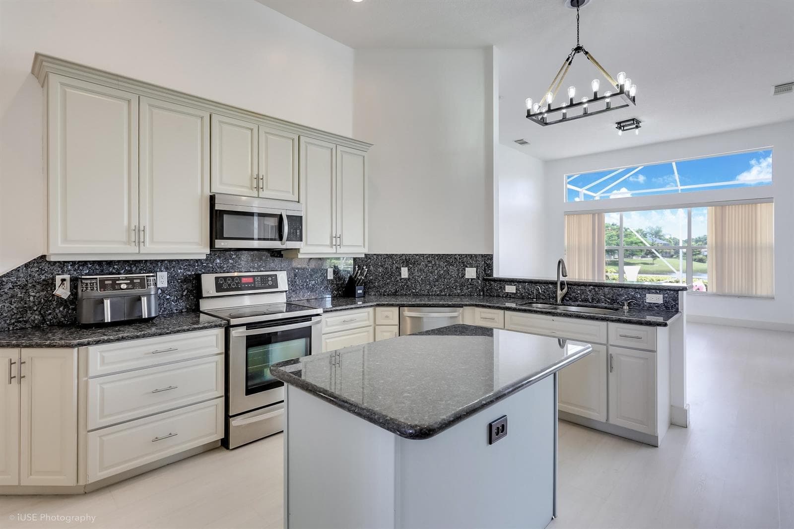 780 SW Marsh Harbor Bay photo 7