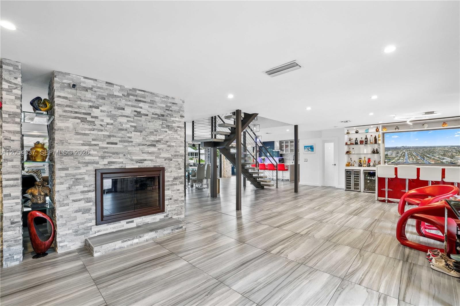 2886 NE 25th St photo 16