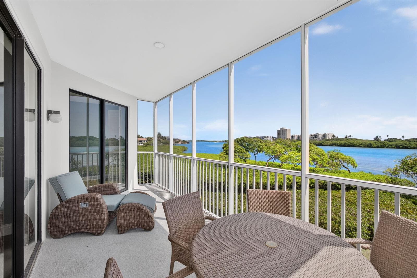 200 Waterway Road 206 photo 3