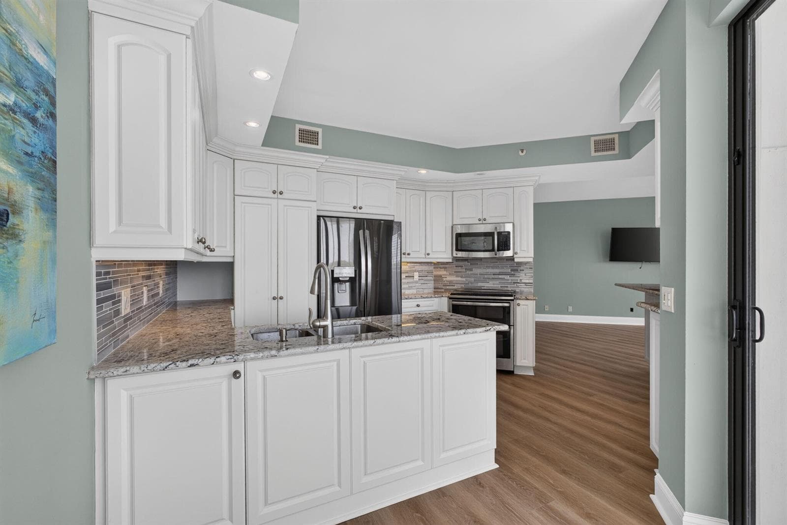 200 Waterway Road 206 photo 11