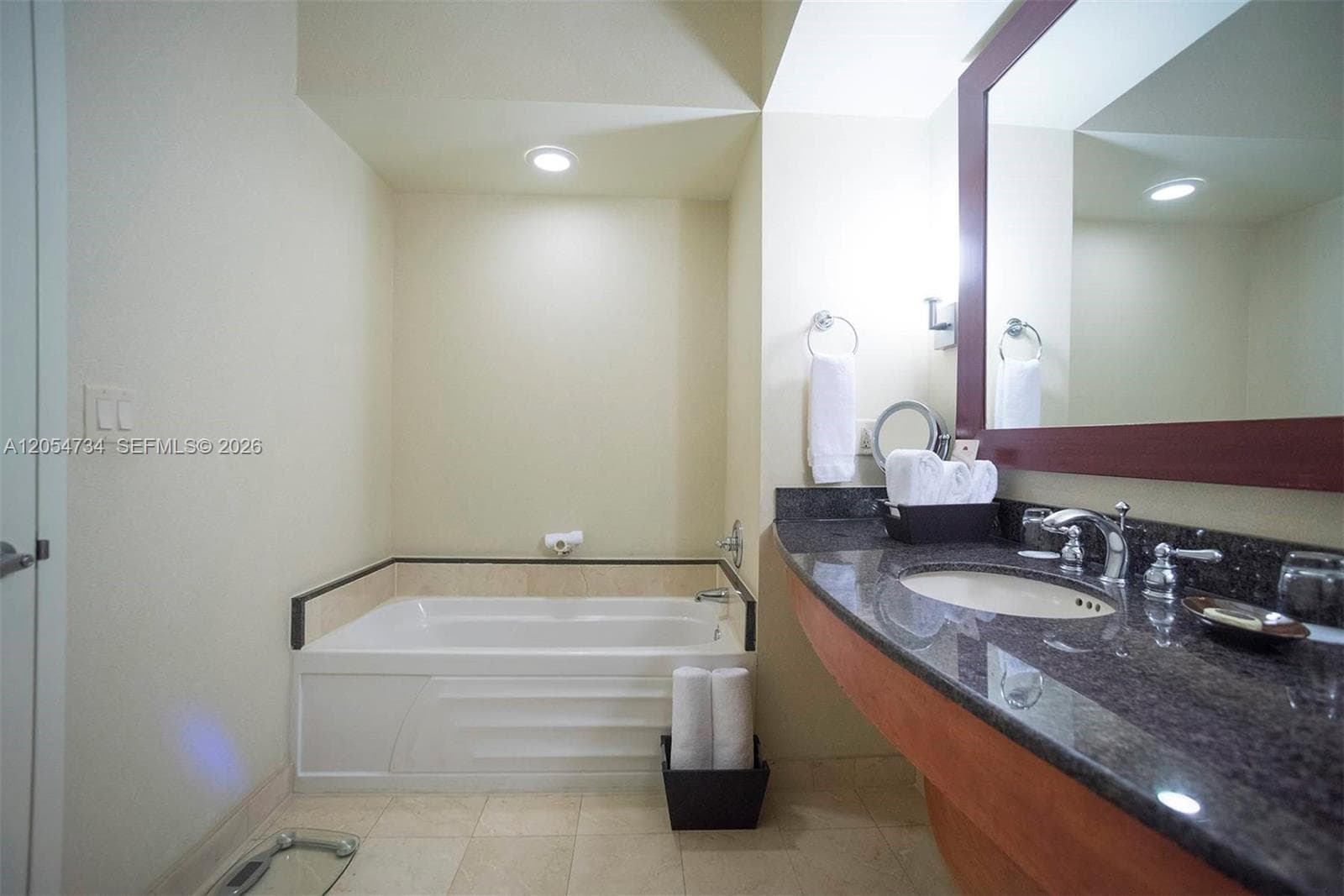 18001 Collins Ave 2711 photo 17