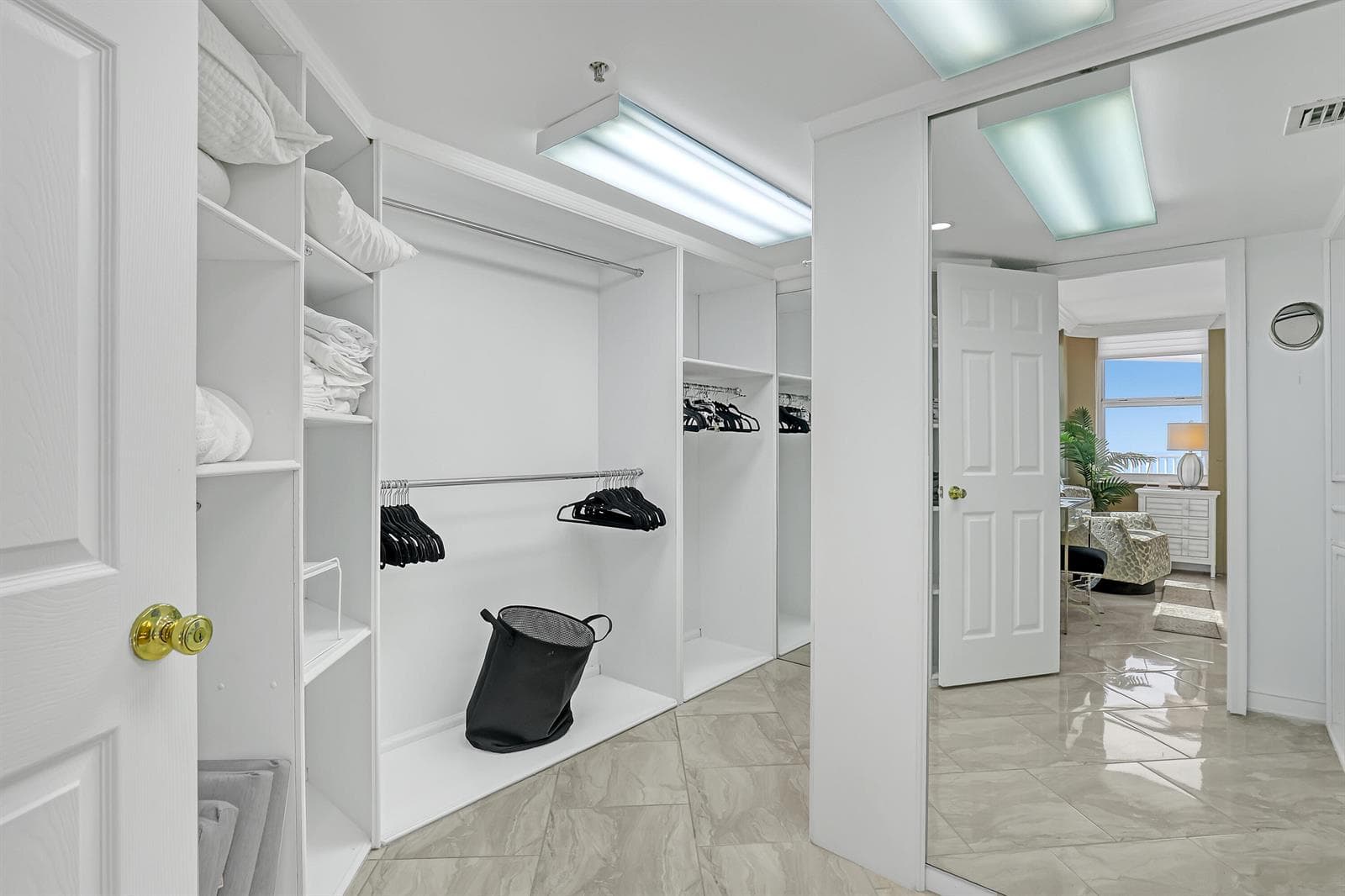 5200 N OCEAN Drive N 1201 photo 18