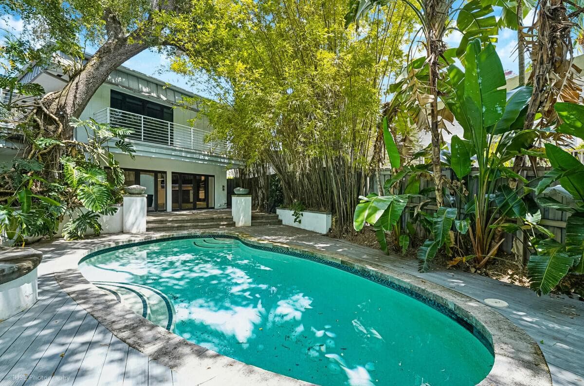 1343 Ponce De Leon Drive photo 5