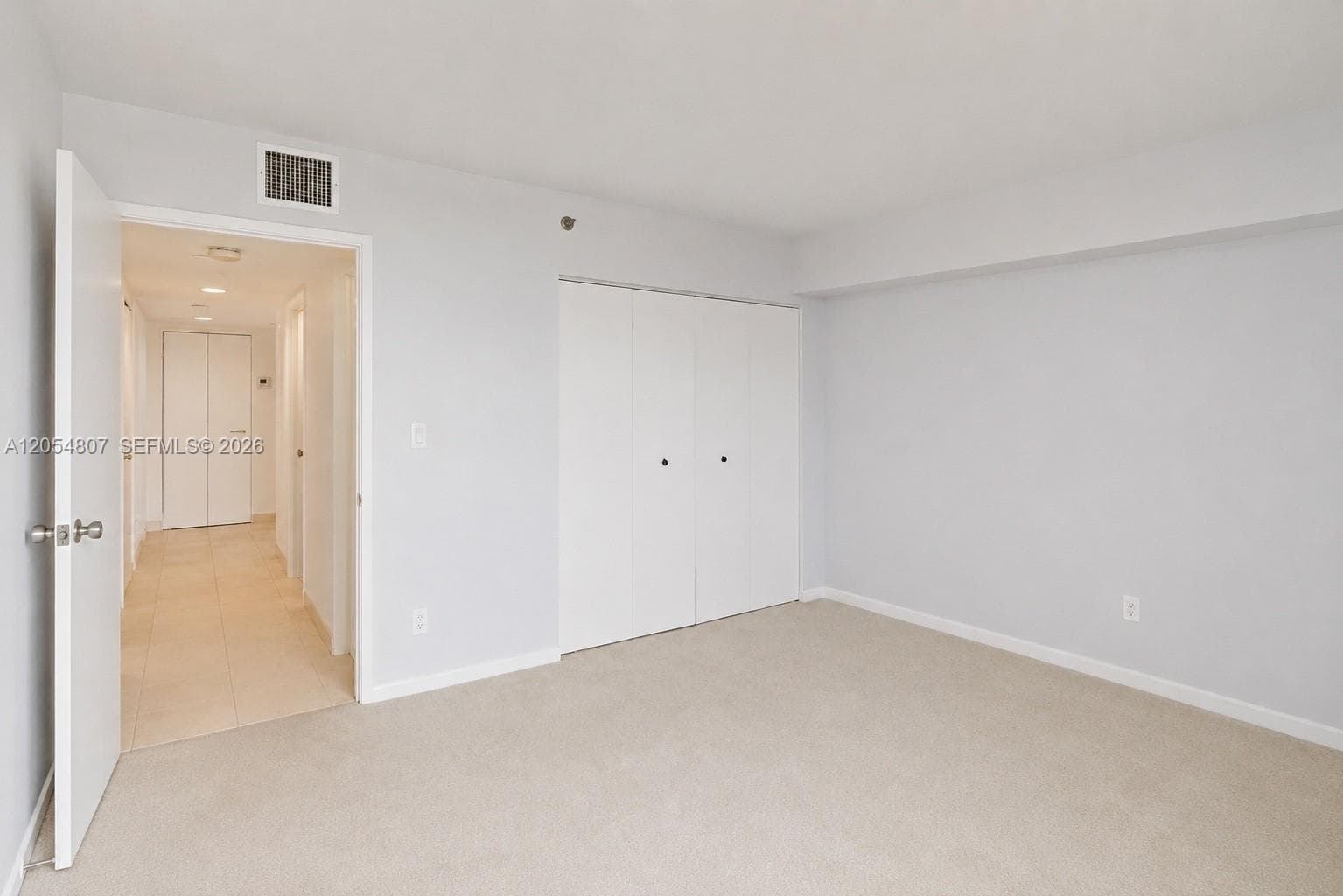 3600 Mystic Pointe Dr 1207 photo 17