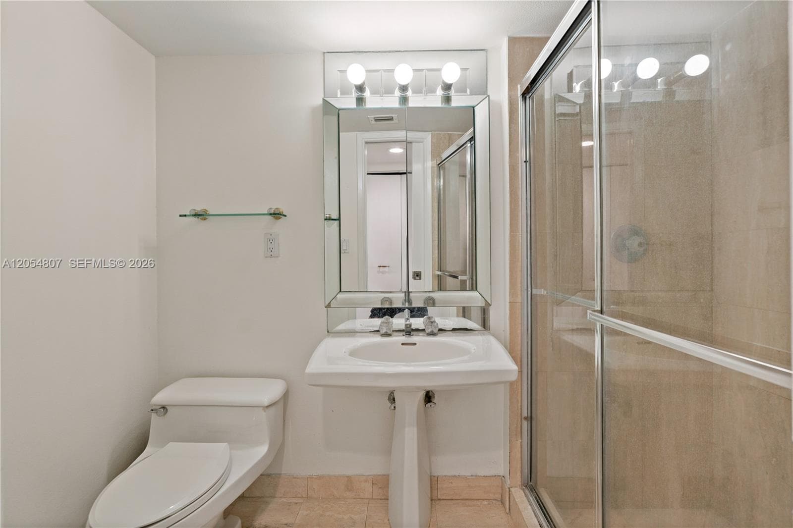 3600 Mystic Pointe Dr 1207 photo 18