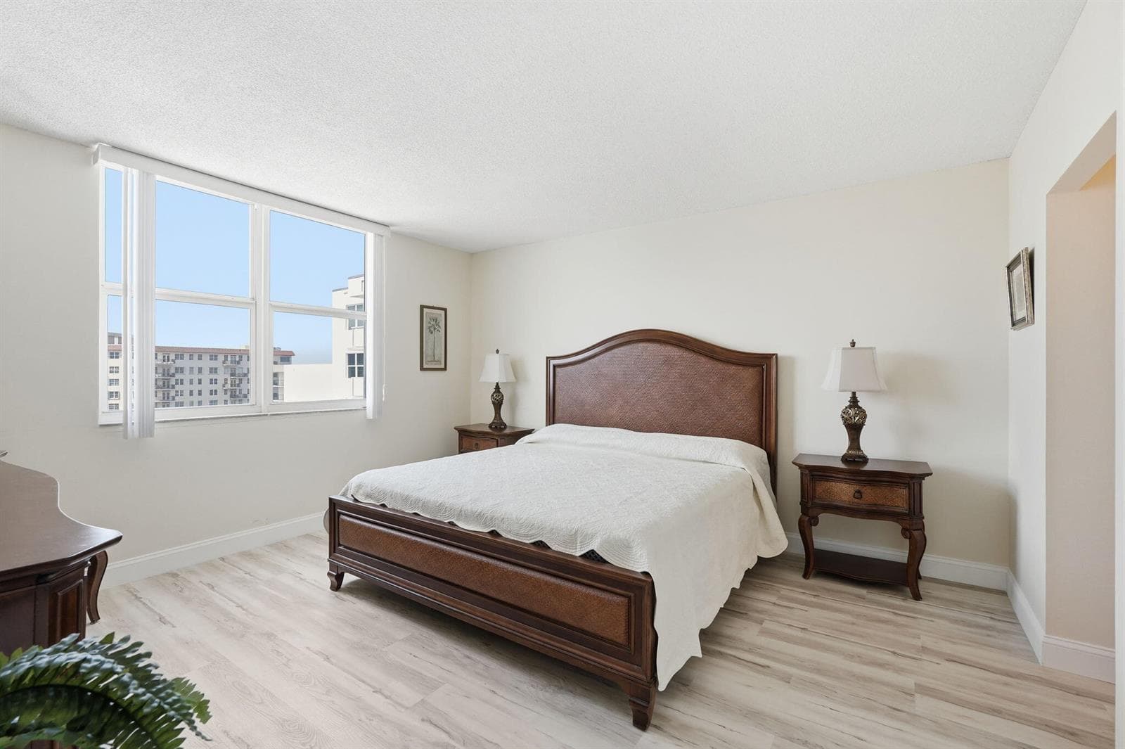 3450 S Ocean Boulevard photo 9