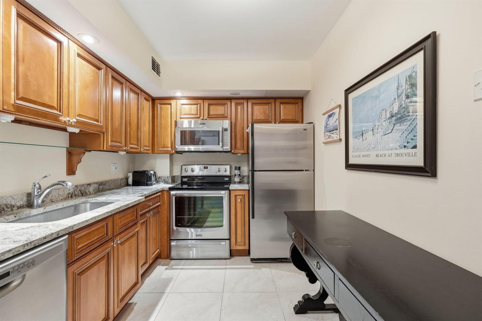 3450 S Ocean Boulevard photo 19