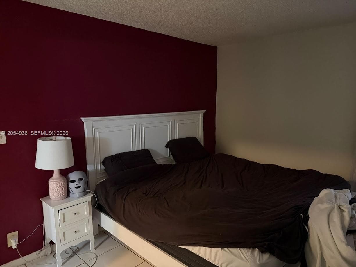 2420 Diana Dr 302 photo 22