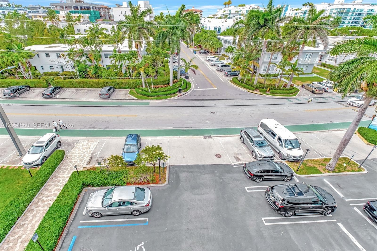 10101 E Bay Harbor Dr 502 photo 11