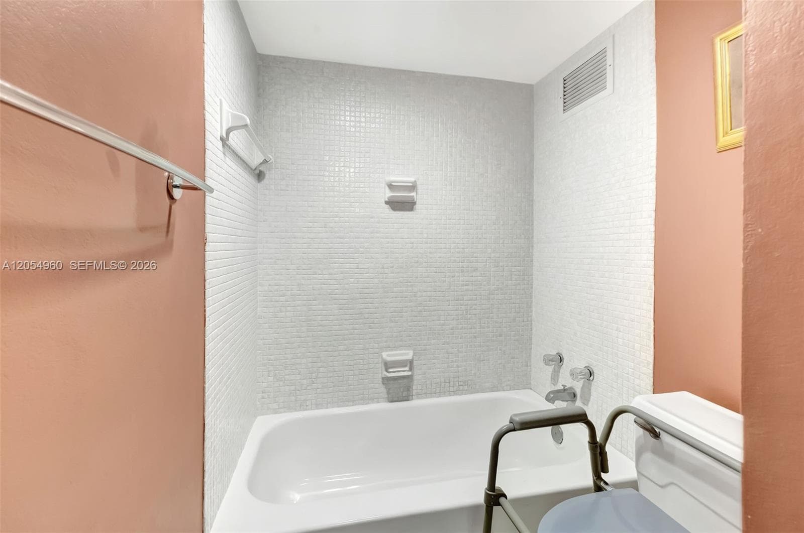 10101 E Bay Harbor Dr 502 photo 21