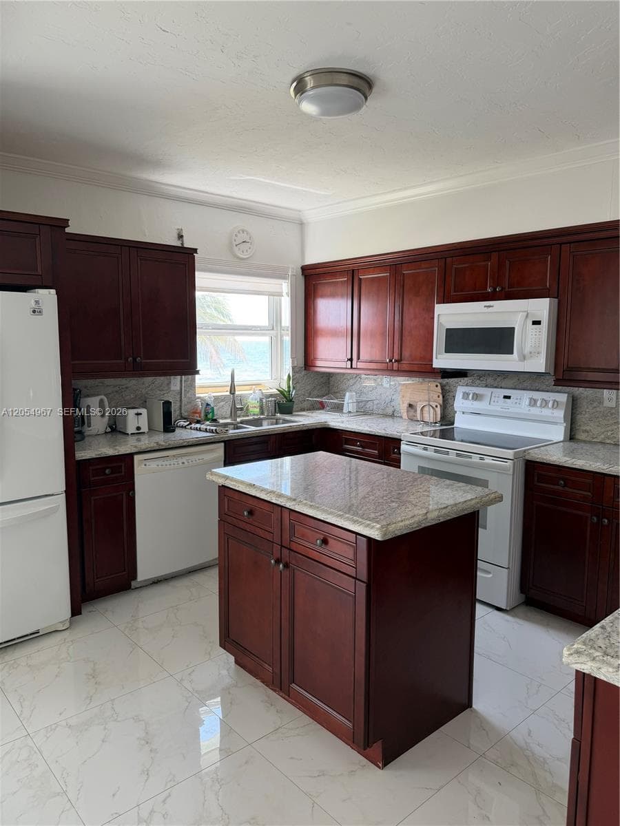 3850 Galt Ocean Dr 111 photo 11