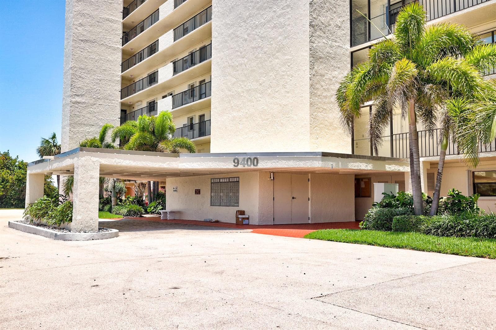 9400 S Ocean Drive 807 photo 5