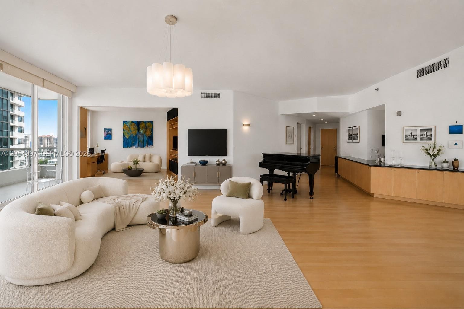 21150 Point Pl 1605 photo 11