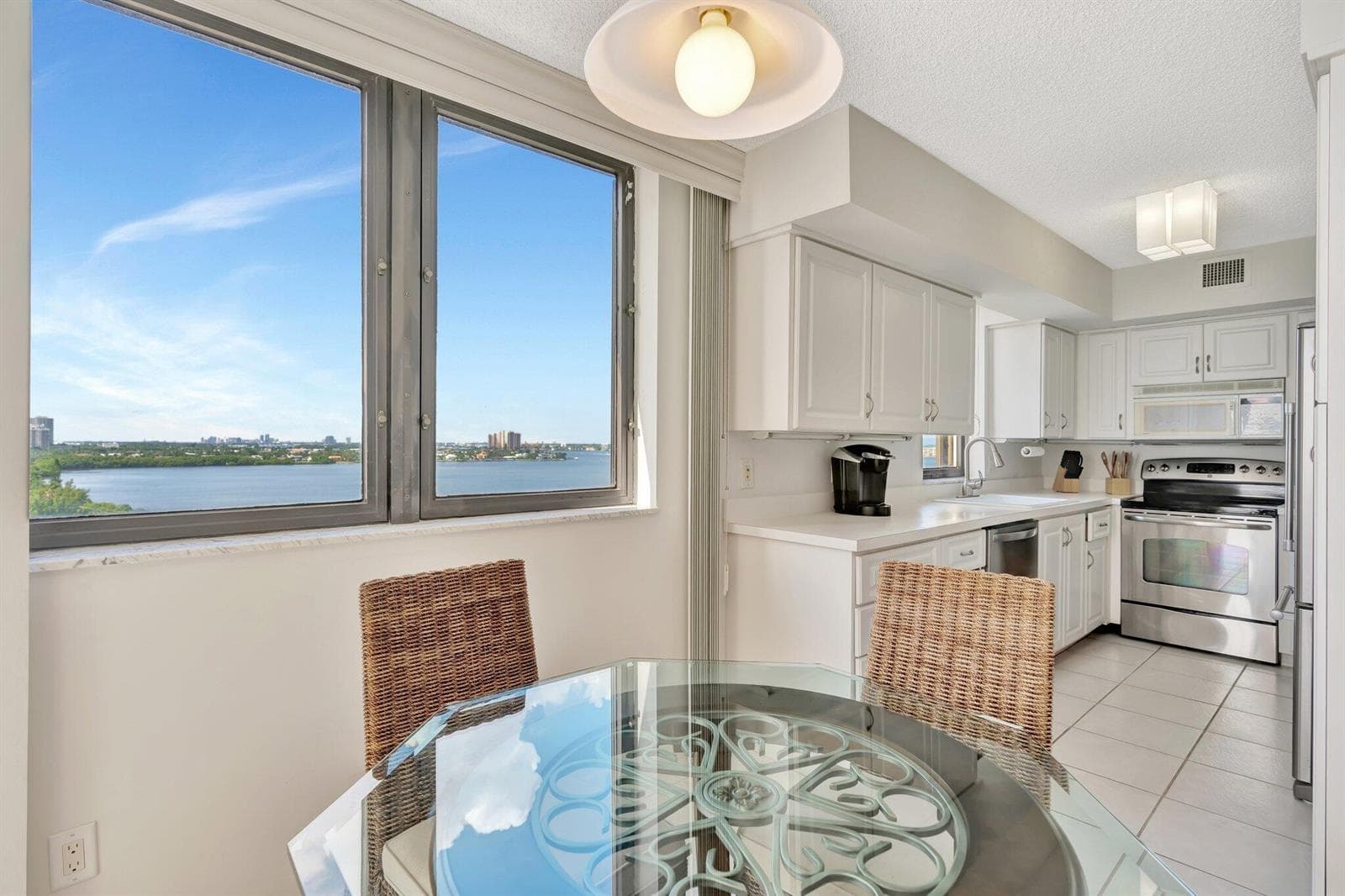 5380 N Ocean Drive 11A photo 15