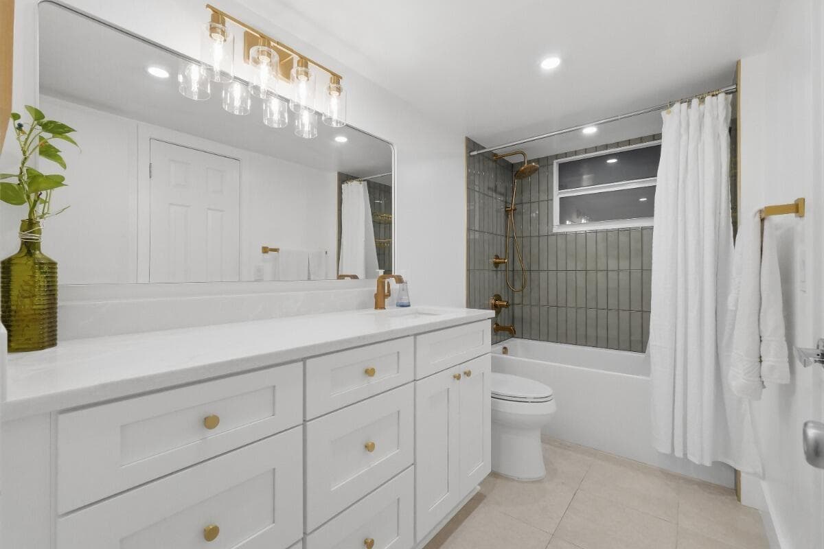 108 ROYAL PARK Drive 1D photo 7