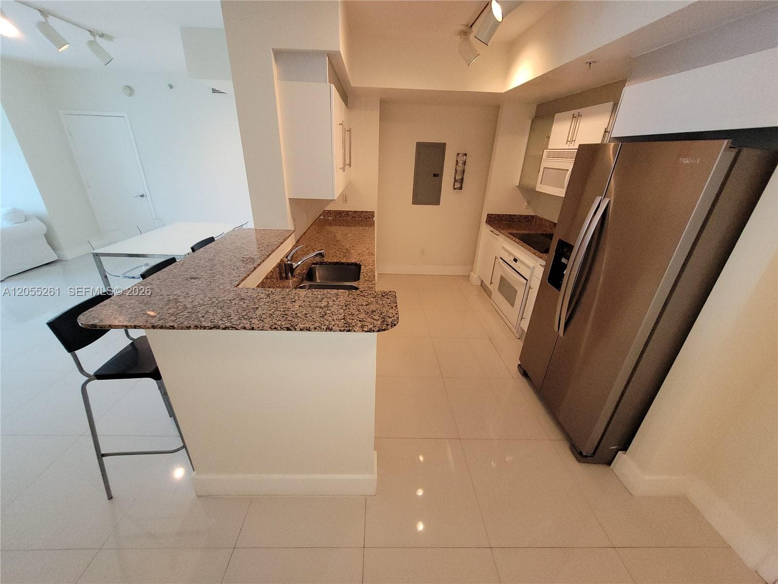 325 S Biscayne Blvd 1719 photo 12