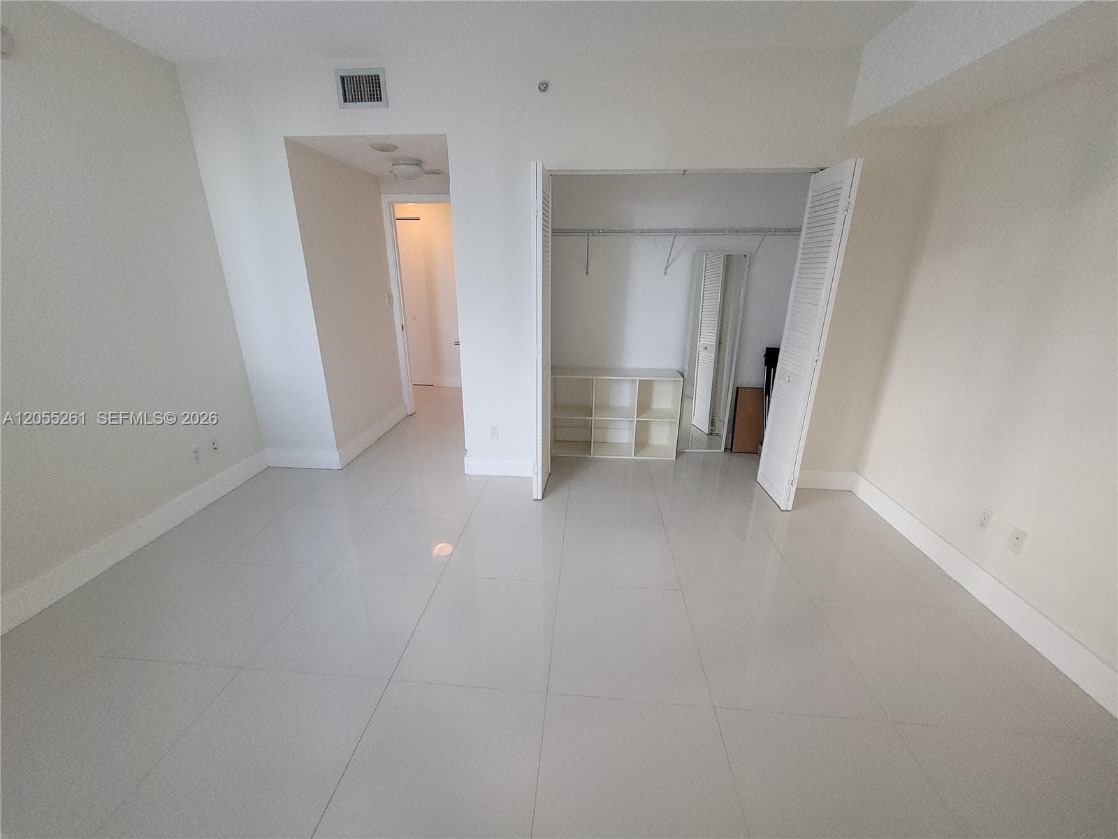 325 S Biscayne Blvd 1719 photo 18
