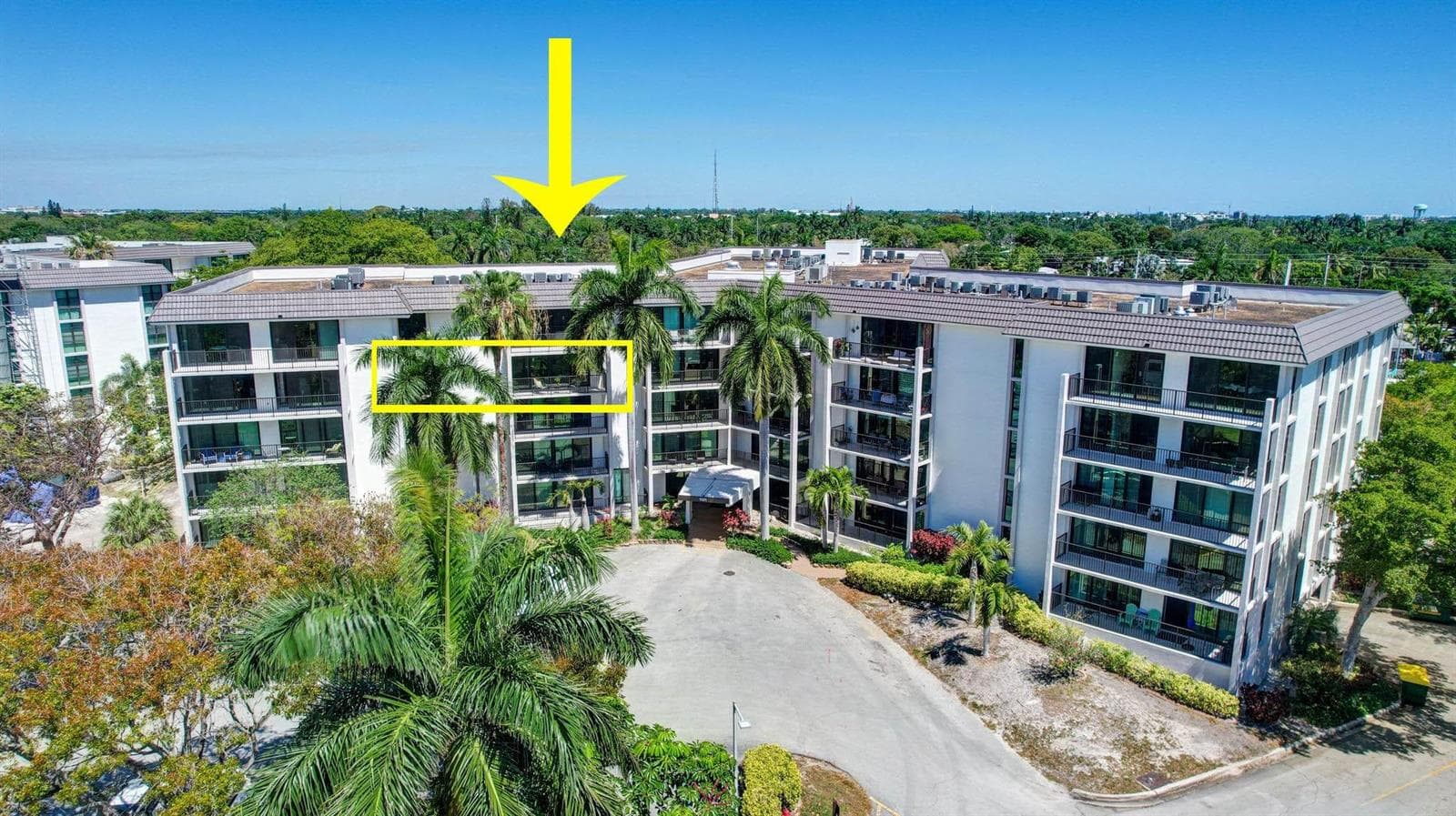 1101 RIVER REACH Drive 415 photo 25
