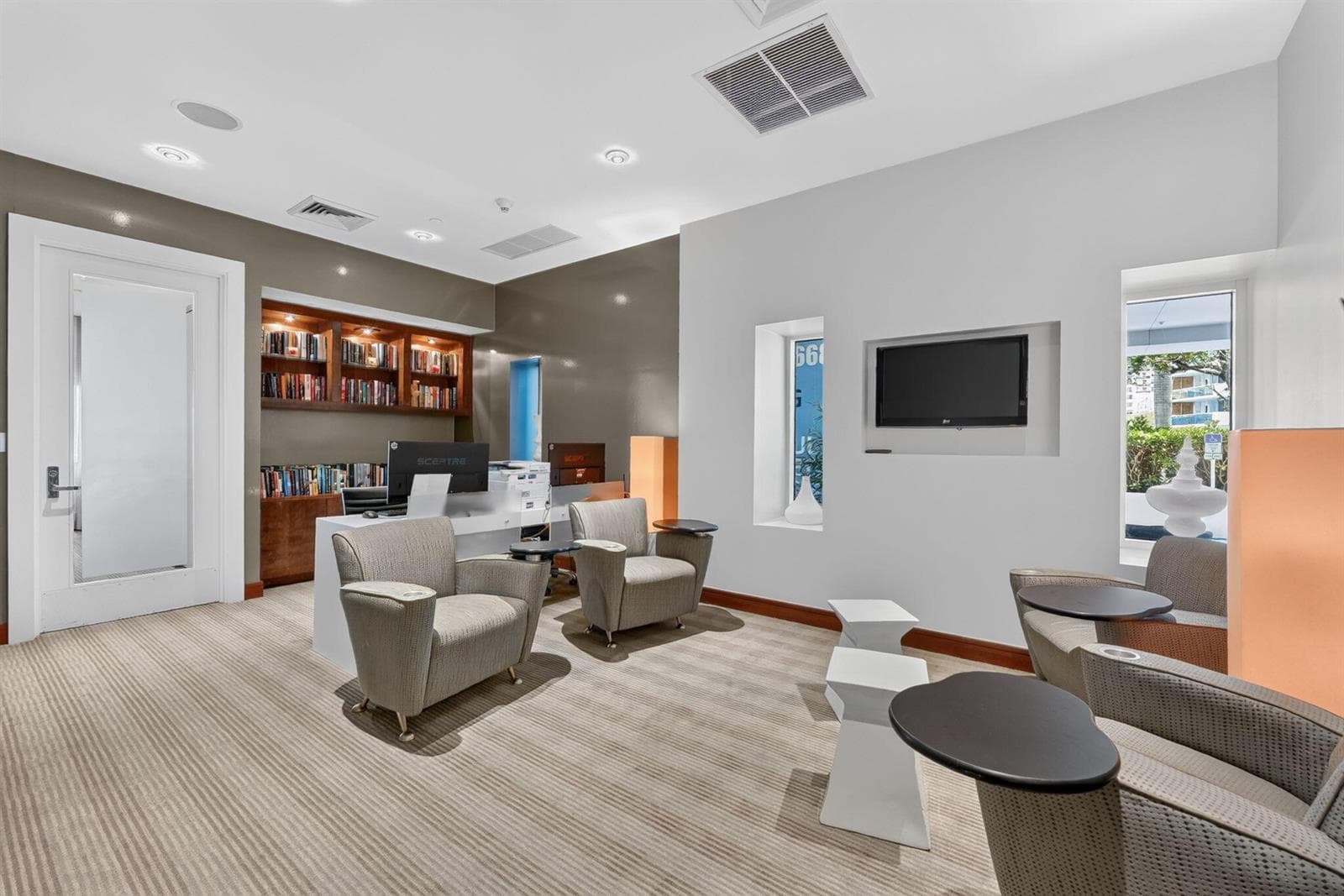 2821 N Ocean Boulevard 503s photo 20