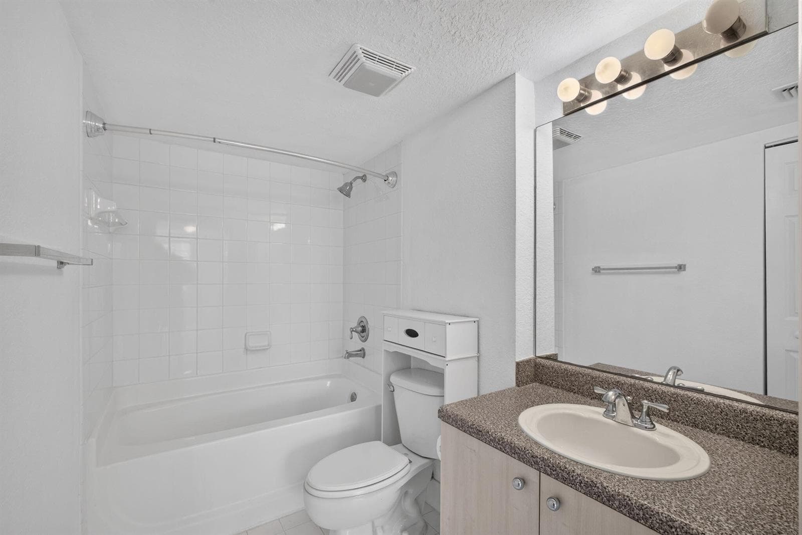 1801 N Flagler Drive 519 photo 23