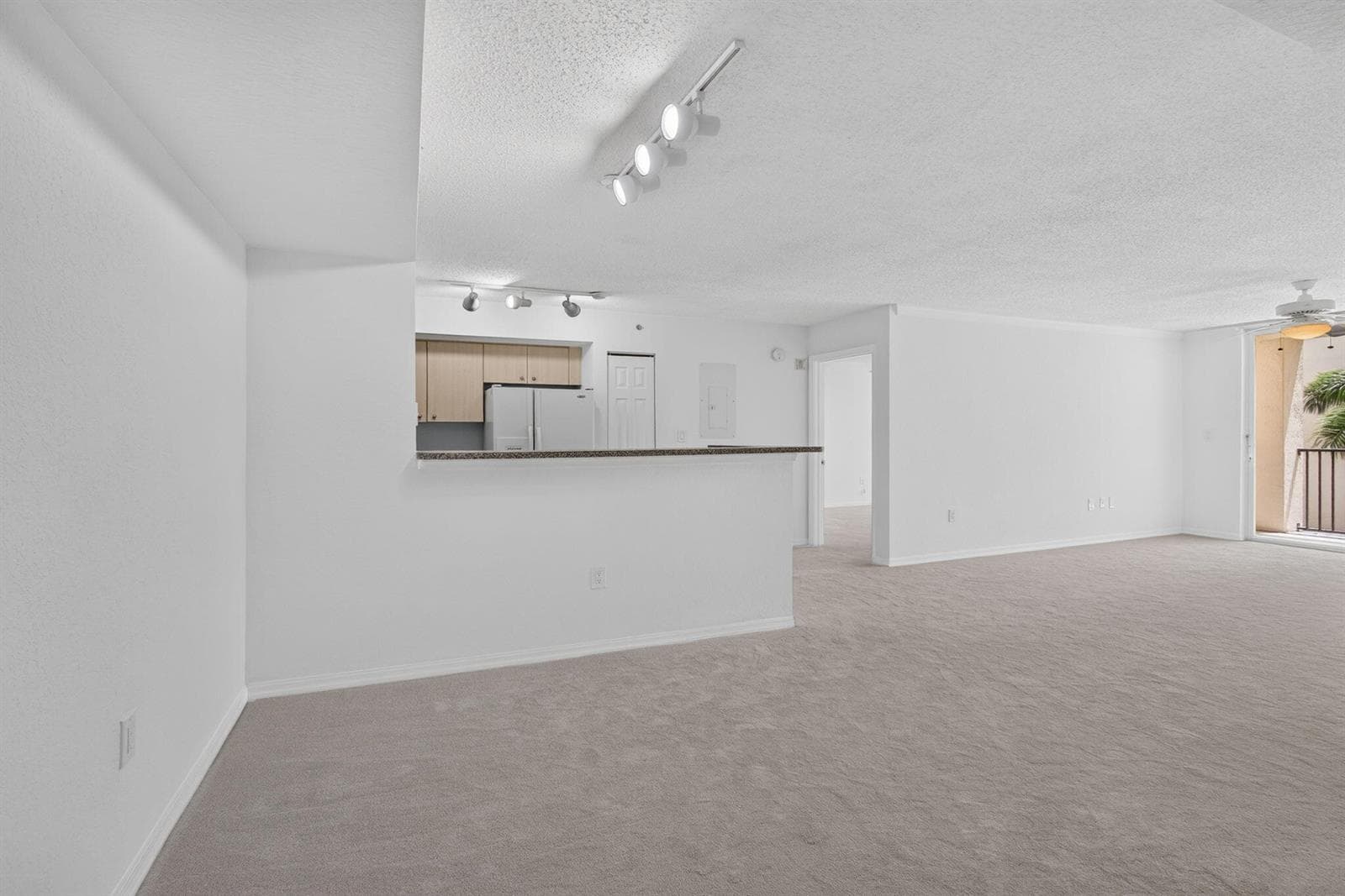1801 N Flagler Drive 519 photo 6
