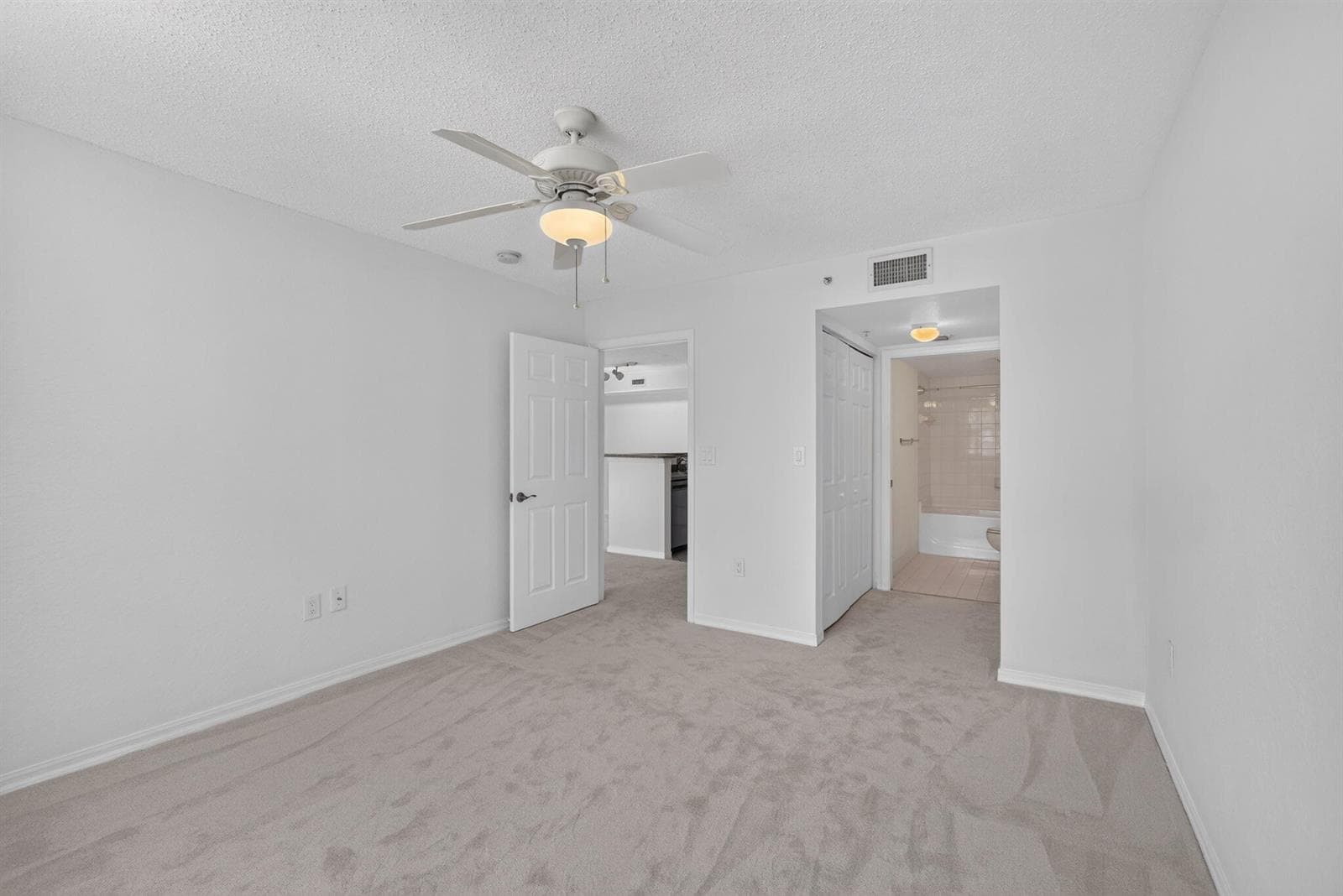 1801 N Flagler Drive 519 photo 22