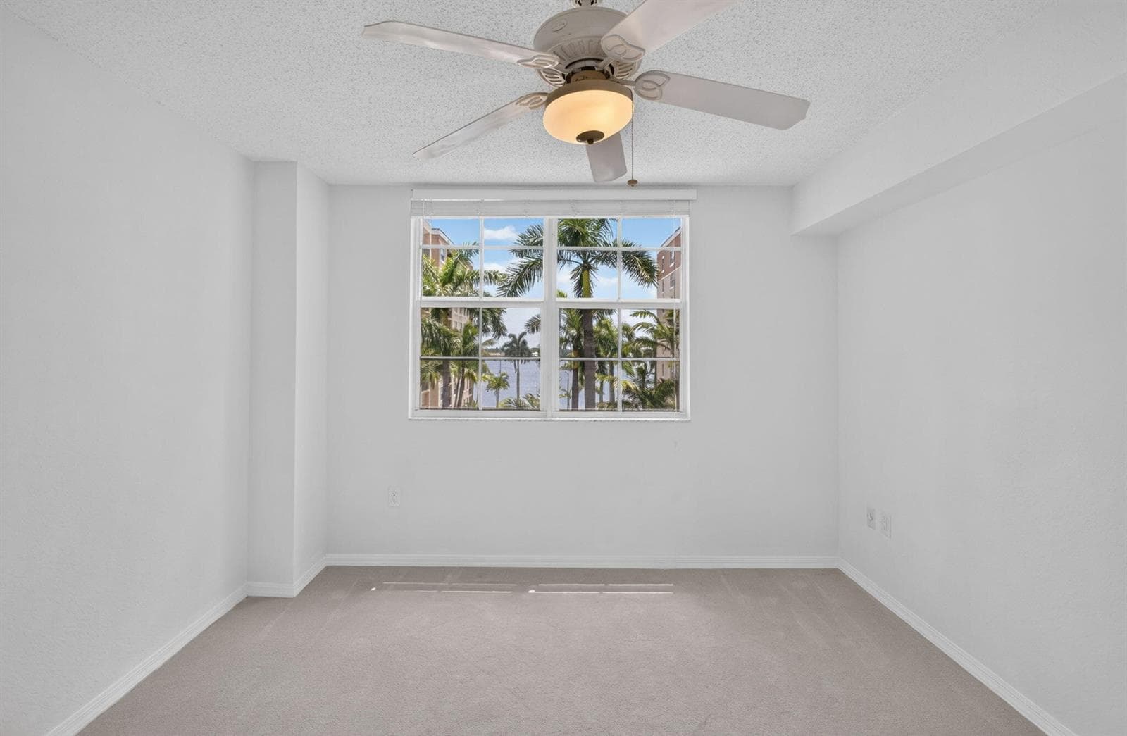 1801 N Flagler Drive 519 photo 5