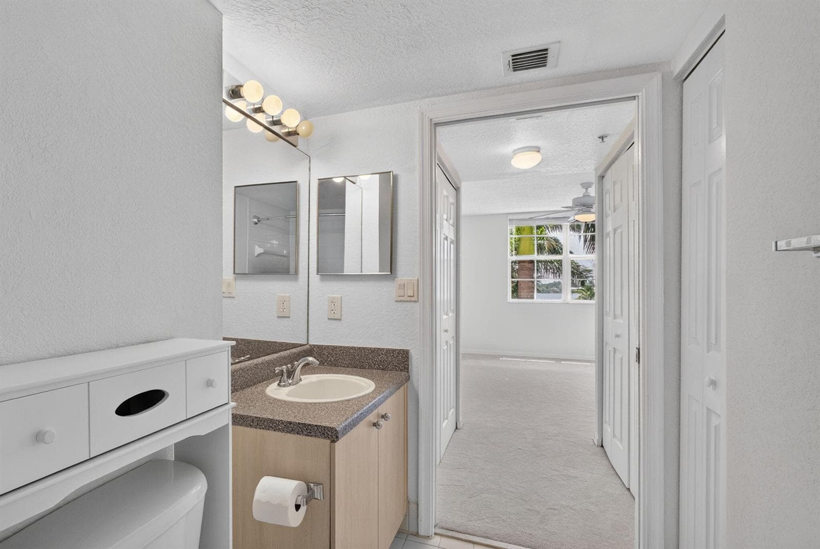 1801 N Flagler Drive 519 photo 24
