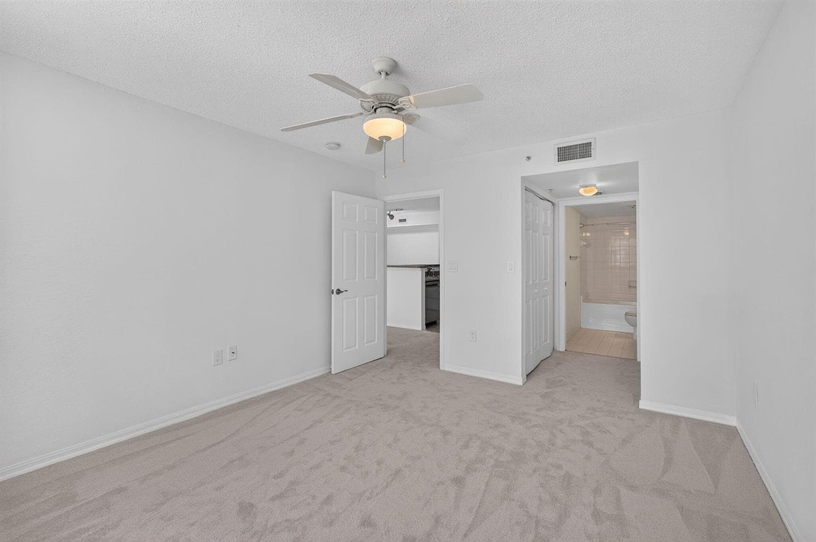 1801 N Flagler Drive 519 photo 21