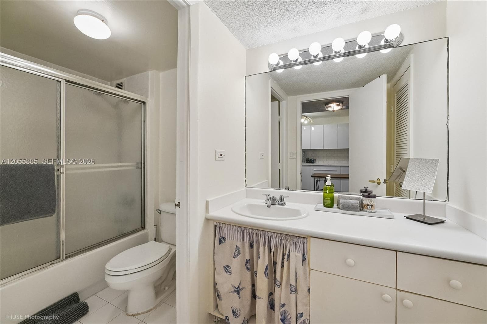 2301 Collins Ave 522 photo 7