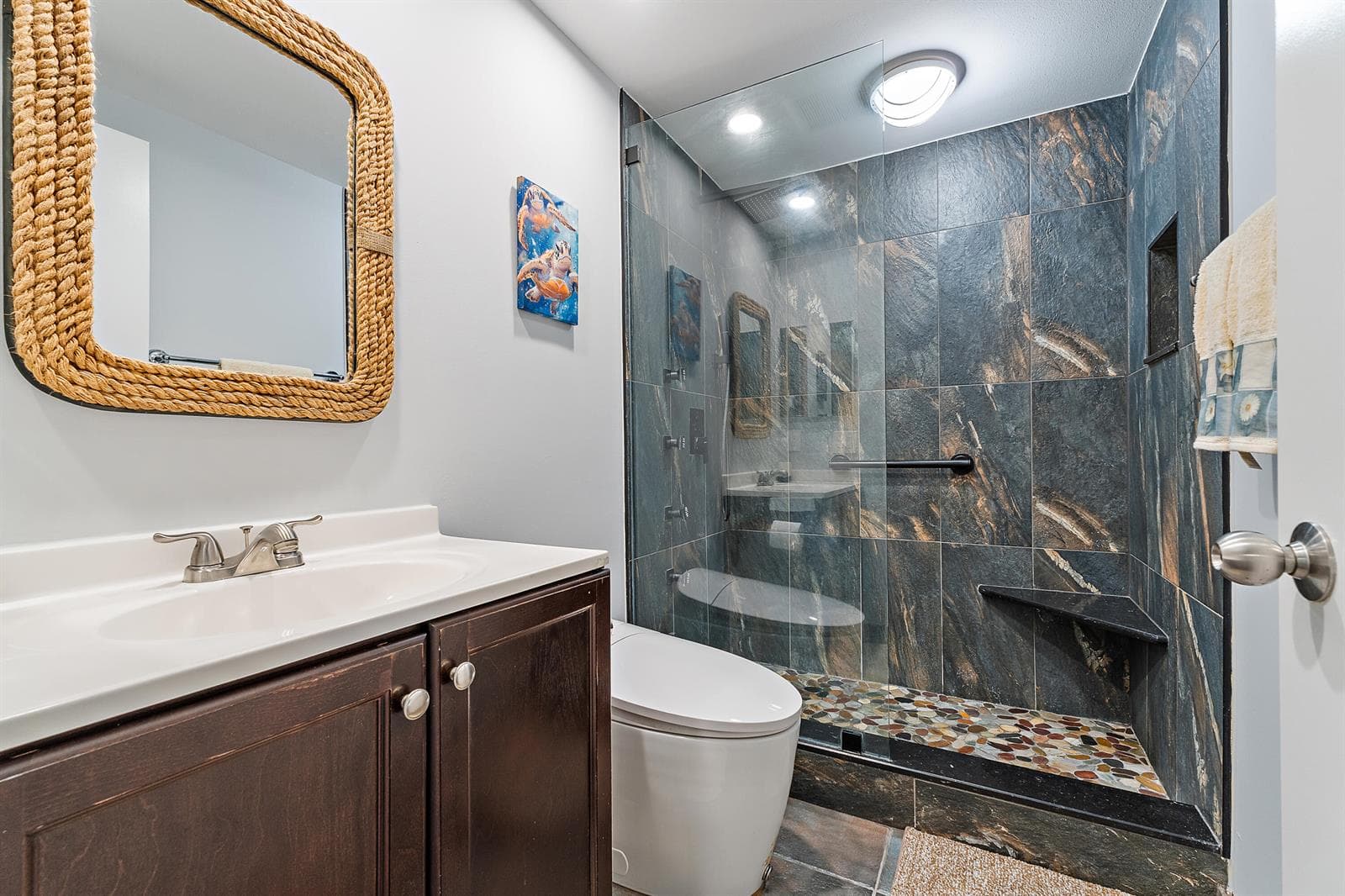 164 NE Edgewater Drive 2103 photo 12
