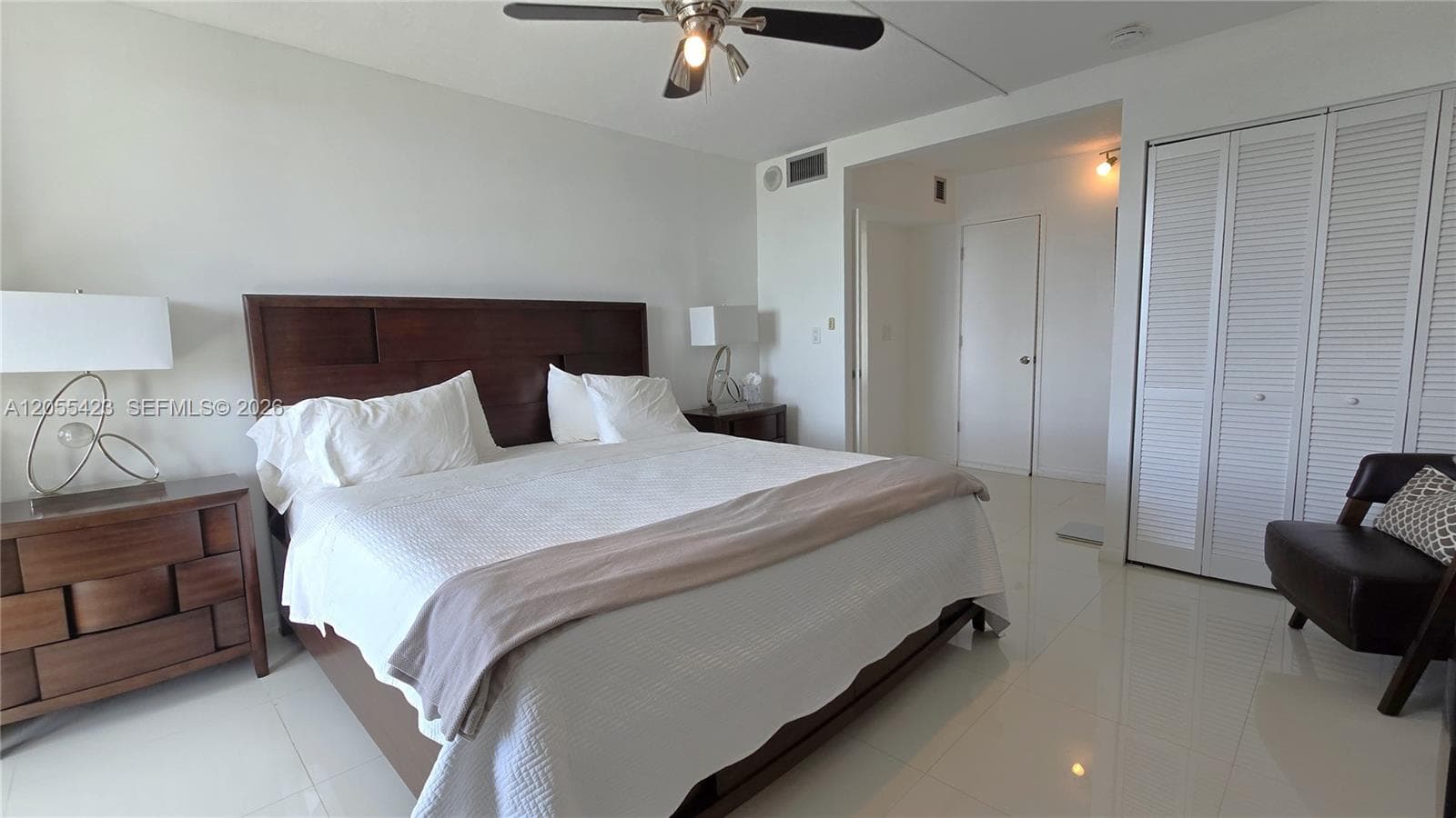 3731 N Country Club Dr 1825 photo 15