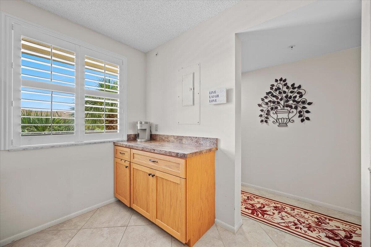 2001 Marina Isle Way 405 photo 6