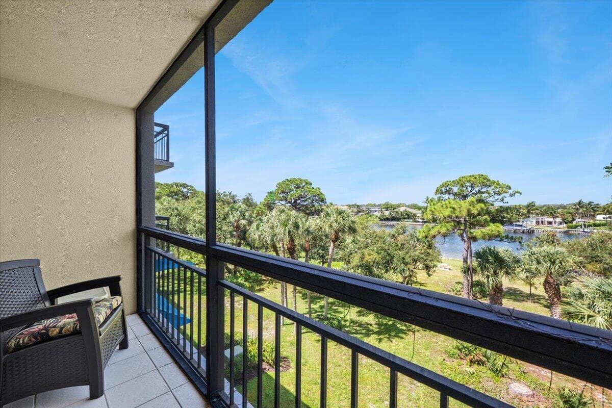 2001 Marina Isle Way 405 photo 17