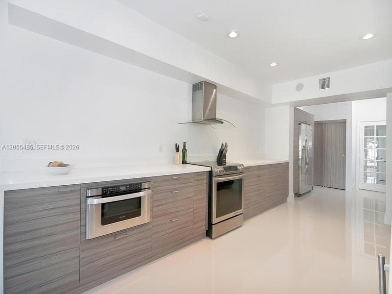 1365 DAYTONIA RD photo 13