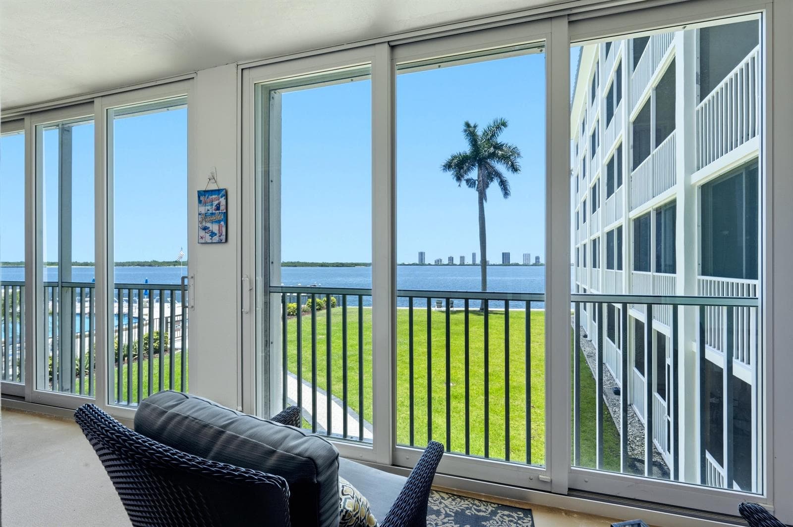100 Paradise Harbour Boulevard 203 photo 16