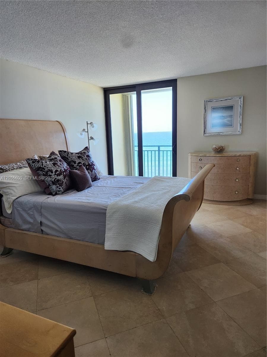 5460 N. Ocean Dr 4B photo 6