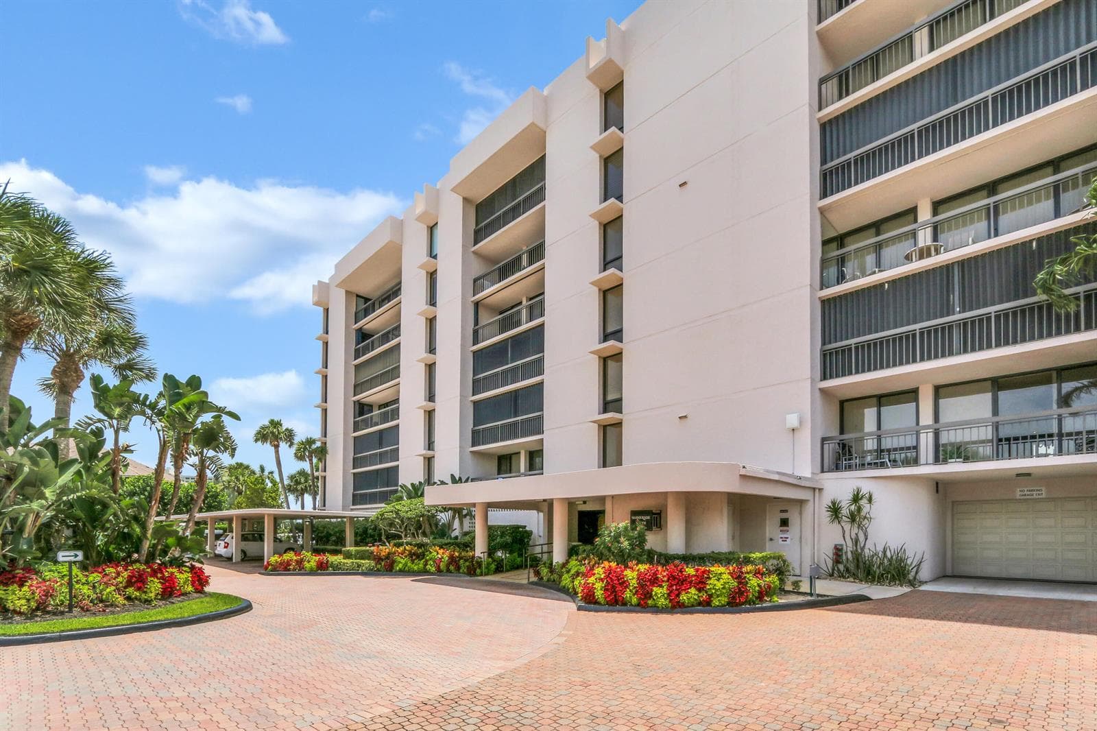2697 N Ocean Boulevard F-303 photo 4