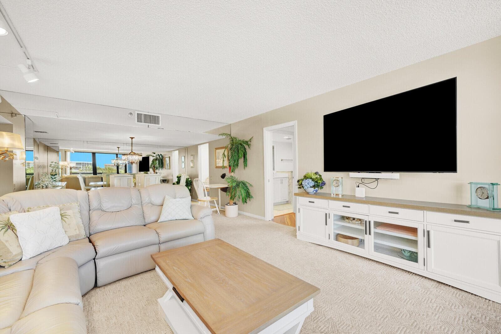2697 N Ocean Boulevard F-303 photo 8