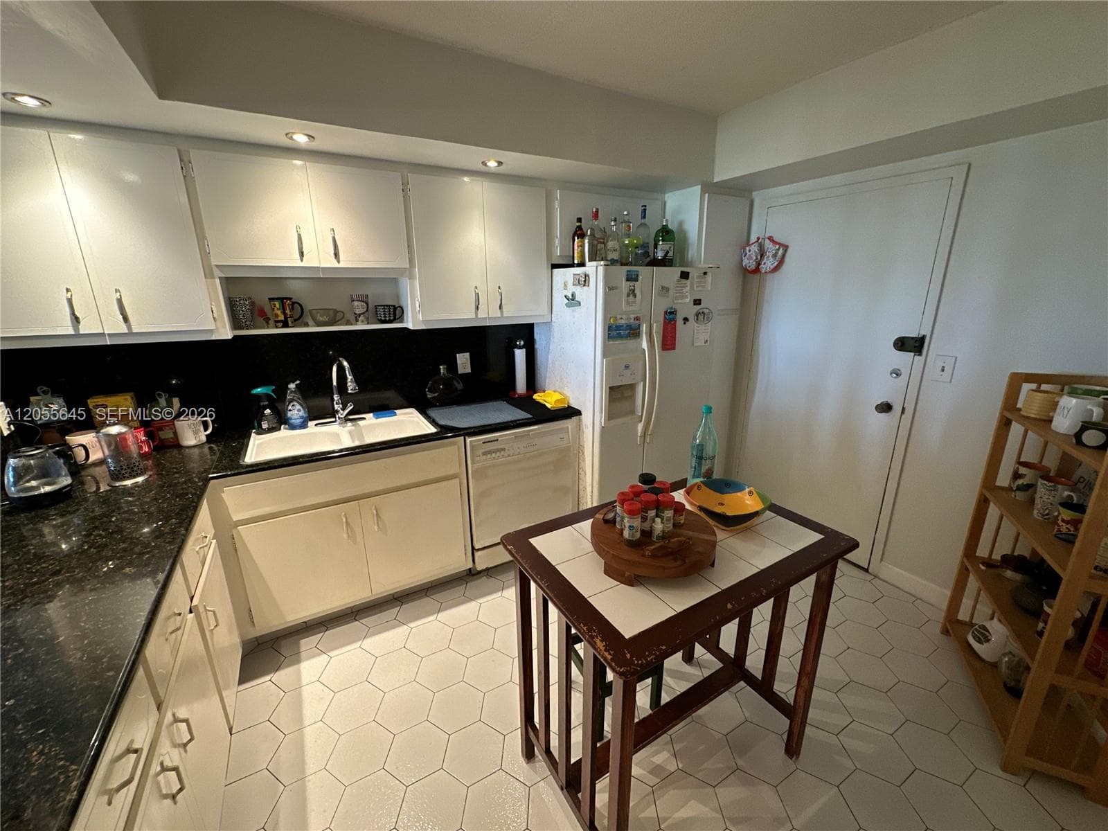 1301 NE Miami Gardens Dr 1403W photo 13