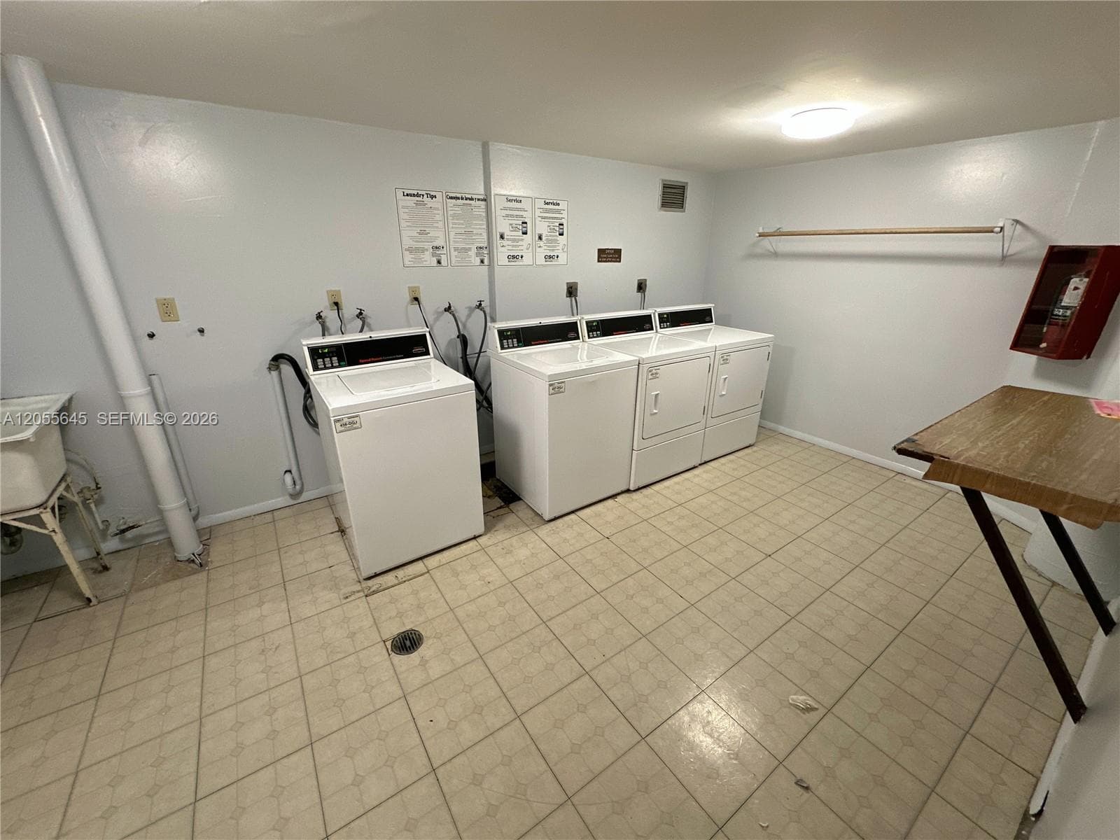1301 NE Miami Gardens Dr 1403W photo 15