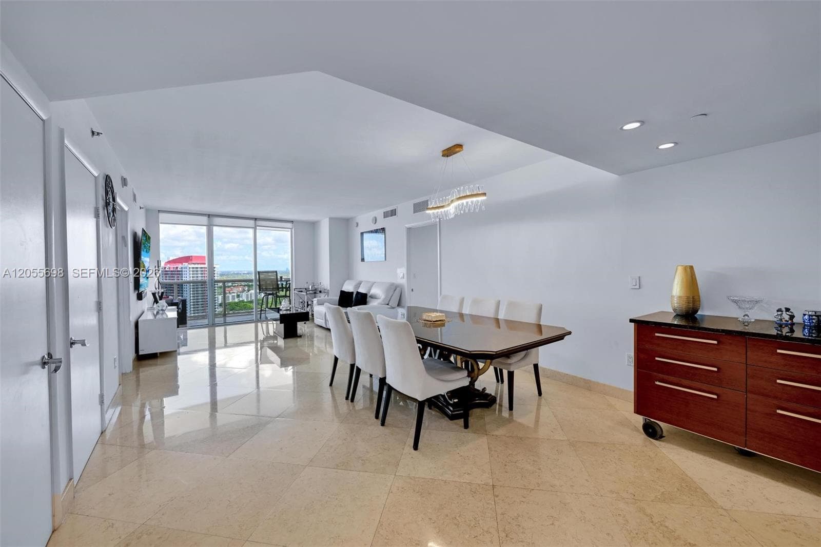 1850 S Ocean Dr 3207 photo 4
